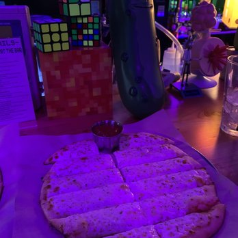 Vault 31 Bar - Phone sticks - Pizza Near Me - Vancouver, Washington