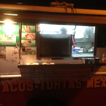 Tacos El Super Rancho - a food truck at night - Street Vendors Near Me - Corona, New York Tacos El Super Rancho - a food truck at night - Street Vendors Near Me - Corona, New York