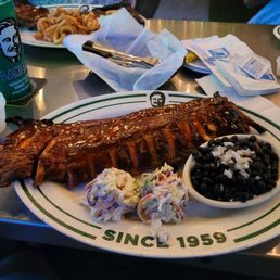 The Best place to eat ribs 10/10!!!!!