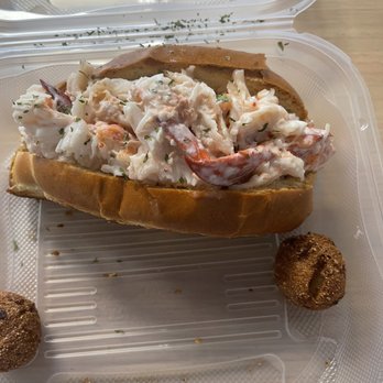 The Fish Joint - Lobster Roll - Seafood Near Me - Coconut Creek, Florida