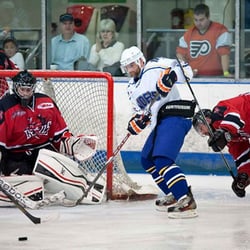 Lee Valley Ice Centre - London Raiders play Ice Hockey @Lee Valley Ice Centre on Saturdays at 17.30 (October to April) (Doors open 17:00)