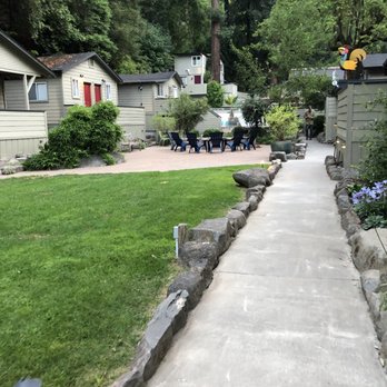 Cottages On River Road - The shared fire pit. - Hotels Near Me - Guerneville, California Cottages On River Road - The shared fire pit. - Hotels Near Me - Guerneville, California