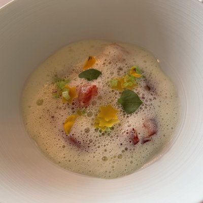 Cheval Blanc by Peter Knogl by null