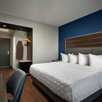 Tru by Hilton Tupelo - Guest room - Hotels Near Me - Tupelo, Mississippi Tru by Hilton Tupelo - Guest room - Hotels Near Me - Tupelo, Mississippi