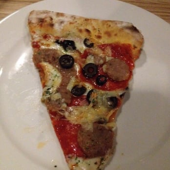 Versalia Pizza Kendall Yards - Amante di carne - Pizza Near Me - Spokane, Washington Versalia Pizza Kendall Yards - Amante di carne - Pizza Near Me - Spokane, Washington