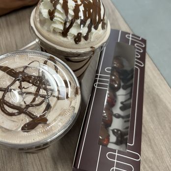Chocolate Bash - Strawberry Stick - Desserts Near Me - Sacramento, California