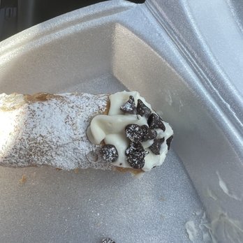 Fratelli's Pizza Kitchen - House made cannoli! - Pizza Near Me - Henderson, Nevada