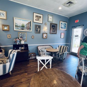 Le Vingt Trois Cafe & Bakery - Inside - Bakeries Near Me - Herndon, Virginia Le Vingt Trois Cafe & Bakery - Inside - Bakeries Near Me - Herndon, Virginia