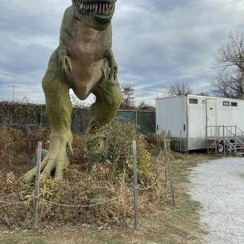 Field Station: Dinosaurs - Amusement Parks Near Me - Leonia, New Jersey