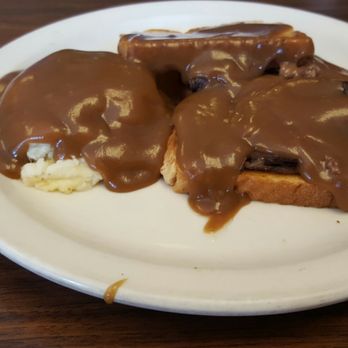 The Border Restaurant - Hot beef sandwich with mash potatoes - New American Near Me - Windsor, Colorado