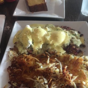 The Scratch Room - Corned beef Benedict and Banana bread - Breakfast & Brunch Near Me - Anaheim, California The Scratch Room - Corned beef Benedict and Banana bread - Breakfast & Brunch Near Me - Anaheim, California