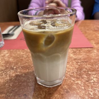 Max's Restaurant - Latte - Restaurants Near Me - Manila, NCR Max's Restaurant - Latte - Restaurants Near Me - Manila, NCR