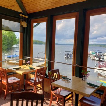 Sadie's Boathouse - Italian Near Me - Belgrade Lakes, Maine