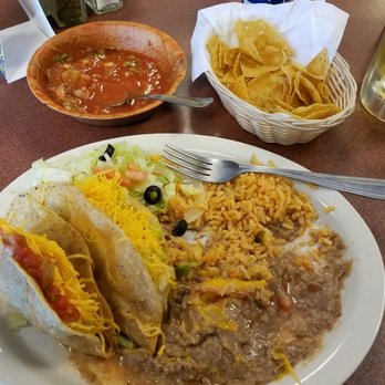La Villa Kitchen - La Villa Kitchen 2 Taco Combination - Mexican Near Me - San Dimas, California La Villa Kitchen - La Villa Kitchen 2 Taco Combination - Mexican Near Me - San Dimas, California