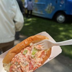 Captain Marden's Food Truck - Lobster roll