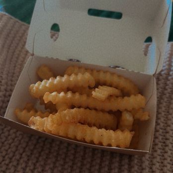 Shake Shack Redlands - Cheeseless expensive ass cold cheese fries - Burgers Near Me - Redlands, California Shake Shack Redlands - Cheeseless expensive ass cold cheese fries - Burgers Near Me - Redlands, California
