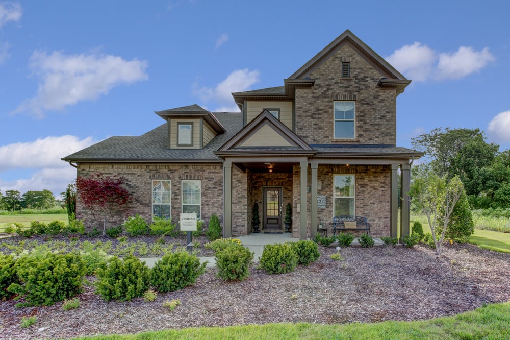 LENNAR AT CARELLTON Updated October 2024 242 Carellton Dr, Gallatin