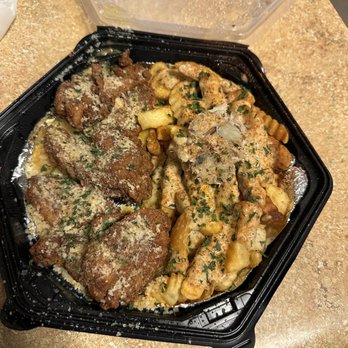 Mr3s Crabpot Seafood Takeout - Ran a special today 10-10-23. Wing special (Garlic Parm) with crab fries for $12. - Seafood Near Me - Charlotte, North Carolina Mr3s Crabpot Seafood Takeout - Ran a special today 10-10-23. Wing special (Garlic Parm) with crab fries for $12. - Seafood Near Me - Charlotte, North Carolina