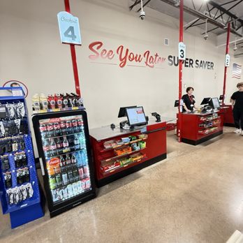 Grocery Outlet - Check out section - Grocery Near Me - Abington, Pennsylvania