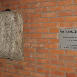 Dott.ssa Maria Elena Garavaglia - Targa laurea a Ginevra