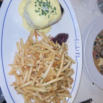 Poulet Bleu - steak and POMME FRITES - French Near Me - Pittsburgh, Pennsylvania Poulet Bleu - steak and POMME FRITES - French Near Me - Pittsburgh, Pennsylvania