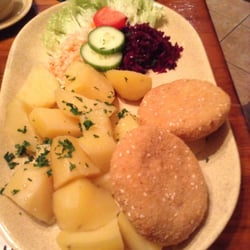 Hotel Farma*** - Smažený hermelín s vařeným bramborem
