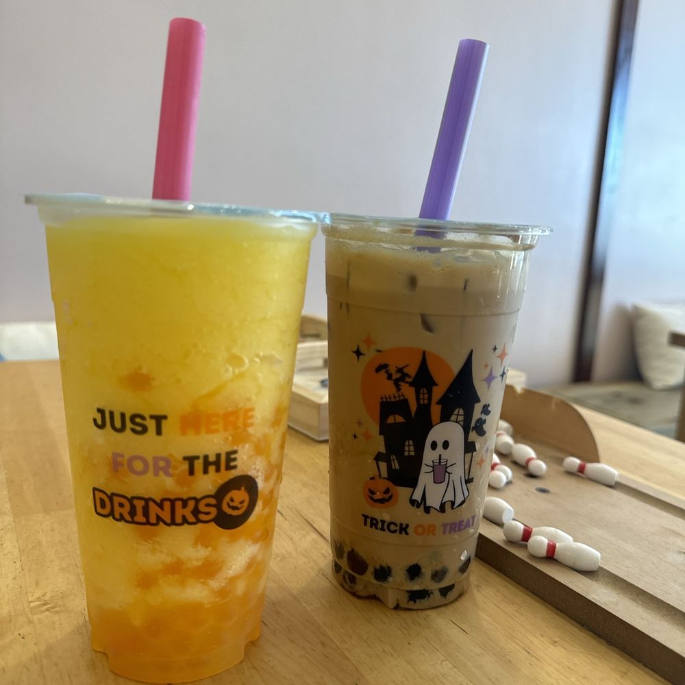 Mango slush tea (left) coffee milk tea boba (right)