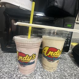 Regular vs Large Regular vs Large