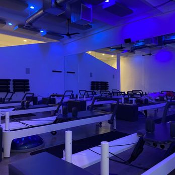 Avenir - Reformer class area - Pilates Near Me - Los Angeles, California Avenir - Reformer class area - Pilates Near Me - Los Angeles, California