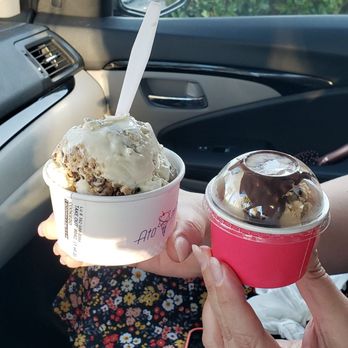 Atomic Creamery - Giant and tiny cups. - Ice Cream & Frozen Yogurt Near Me - Newport Beach, California