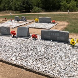 Colorado Chapel Cemetery - Well kept graves