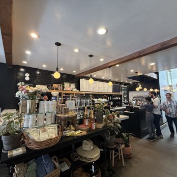 The Pour Choice - Super cute coffee shop! - Coffee & Tea Near Me - Auburn, California