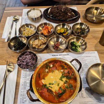 Korean Restaurant - bulgogi and budae jiggae (army stew) - Korean Near Me - Riverside, California
