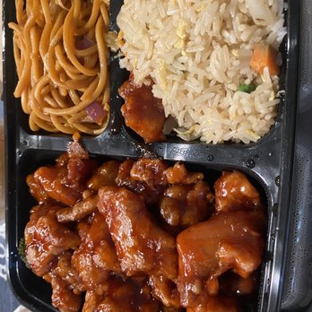China Fun - Orange chicken w/ fried rice -SUPER filling and crunchy!!  (this fed 3 people) - Chinese Near Me - Escondido, California