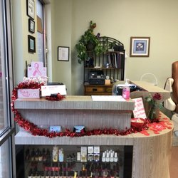 Love Your Nails - Reception Area