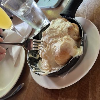 Crosby's Kitchen - Monkey bread - American Near Me - Chicago, Illinois