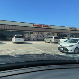 Nail salon