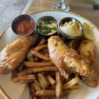 Monkeypod Kitchen by Merriman - Pete's fish and chips - New American Near Me - Kihei, Hawaii