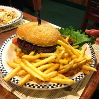 Black Bear Diner Davis - Burgers - American Near Me - Davis, California Black Bear Diner Davis - Burgers - American Near Me - Davis, California