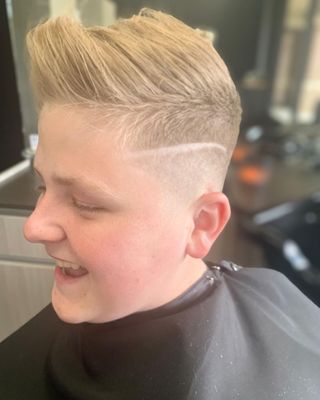 Kids HairCuts - The Reserve by Kelsey is a upscale Mens Barbershop. We are here to make your haircut experience
enjoyable. While reaching your hair goals you can relax and unwind from your busy day. Leave the rest to
the professionals! Book appointments online today! Kids HairCuts - The Reserve by Kelsey is a upscale Mens Barbershop. We are here to make your haircut experience
enjoyable. While reaching your hair goals you can relax and unwind from your busy day. Leave the rest to
the professionals! Book appointments online today!
