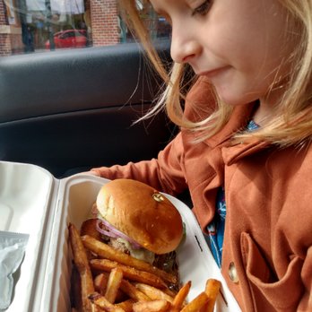 Grazers - Burgers Near Me - Williston, Vermont