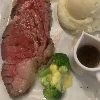 Tanaka Saimin - Medium rare king cut with mashed potatoes - Japanese Near Me - Honolulu, Hawaii Tanaka Saimin - Medium rare king cut with mashed potatoes - Japanese Near Me - Honolulu, Hawaii