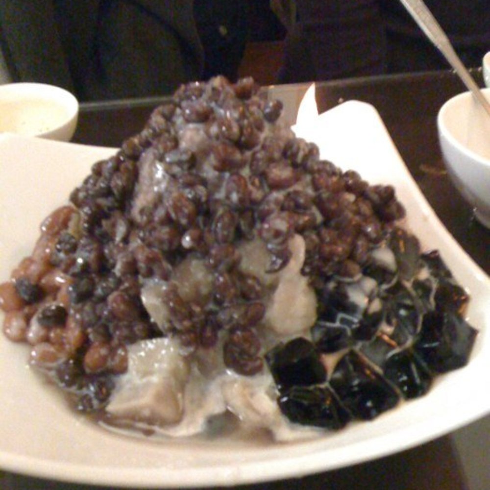 Facing East - Shaved ice dessert - Chinese Near Me - Bellevue, Washington Facing East - Shaved ice dessert - Chinese Near Me - Bellevue, Washington