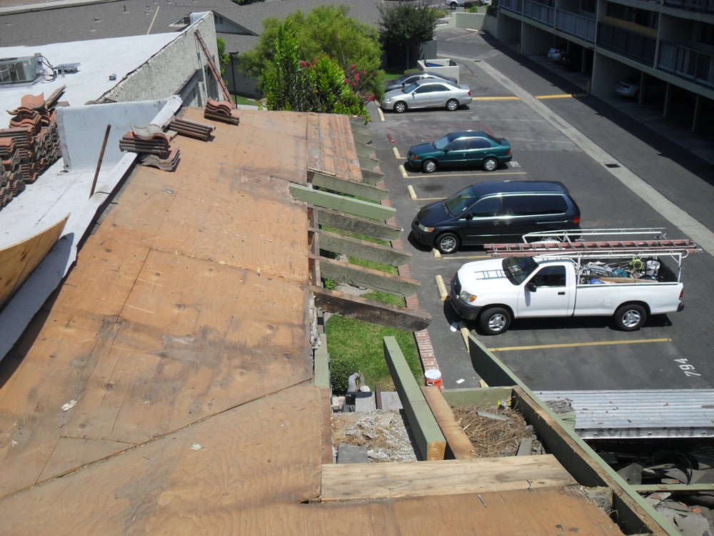 Slide of Sandkamp Roofing