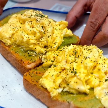 Kong Sihk Tong - Avocado & Scrambled Eggs Toast (牛油果炒蛋厚多士): $8.95 ($9.74 with tax). - Hong Kong Style Cafe Near Me - Flushing, New York