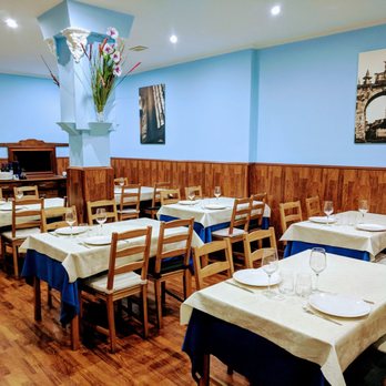 Las Vidrieras - Lovely! - Spanish Near Me - León, LE