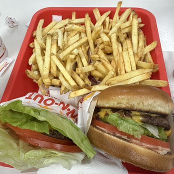 In-N-Out Burger - Yummy burgers and fries. - Fast Food Near Me - Las Vegas, Nevada In-N-Out Burger - Yummy burgers and fries. - Fast Food Near Me - Las Vegas, Nevada