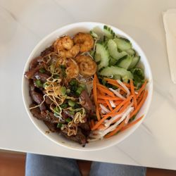 Bamboo Bowl Pho & Vietnamese Sandwiches - Vermicelli bowl