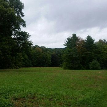 Vaughan Woods - Wide open field. - Parks Near Me - Hallowell, Maine