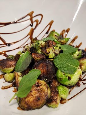 Vinya: vino + vinyasa by null